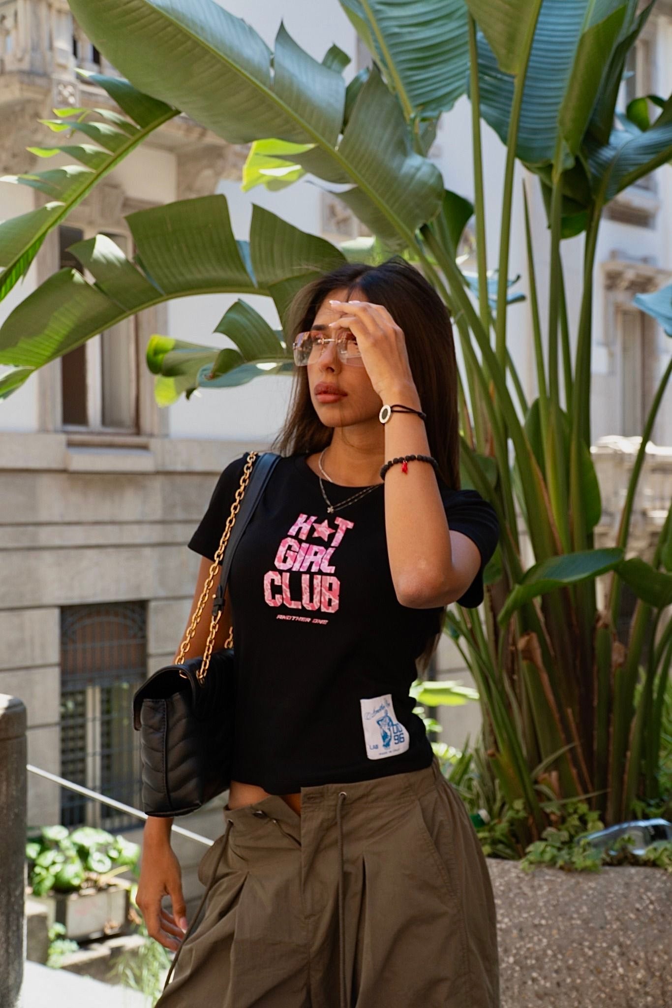 HOT GIRL BLACK TEE