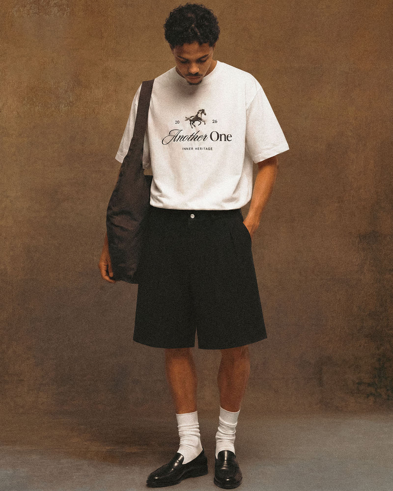 SS26 Horseshoe Tee indossata — Another One SS26